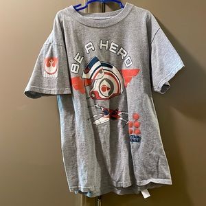 Disney Star Wars “Be A Hero” T-Shirt Short Sleeve Youth Large Epcot